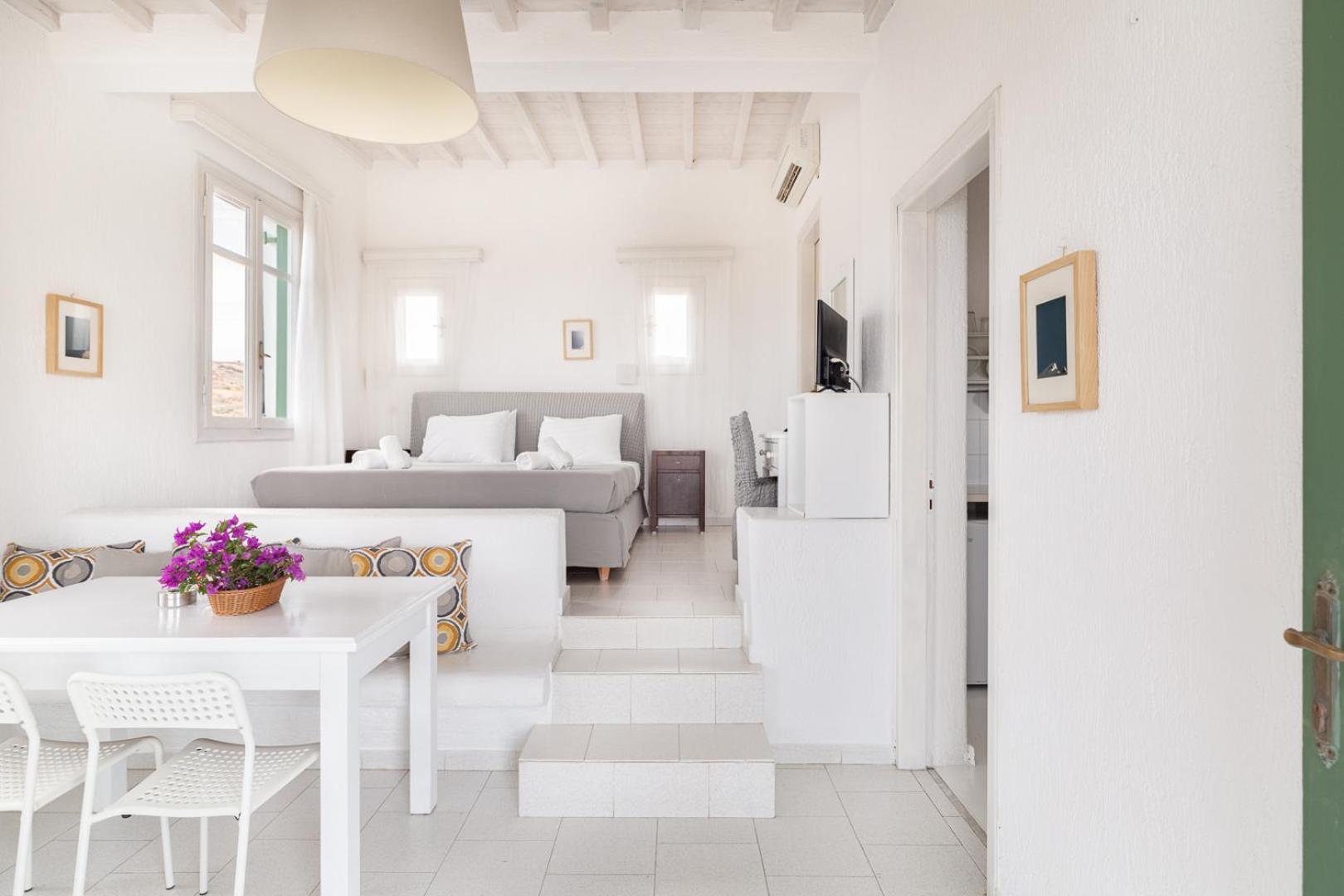 Fos Mykonos